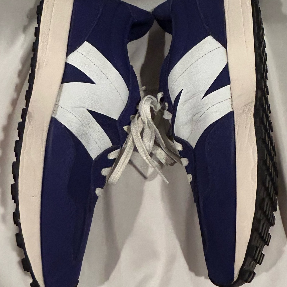 New Balance 327 Men's Retro Runner Sneaker,Deep Blue White N,Blue laces Included - Picture 3 of 6